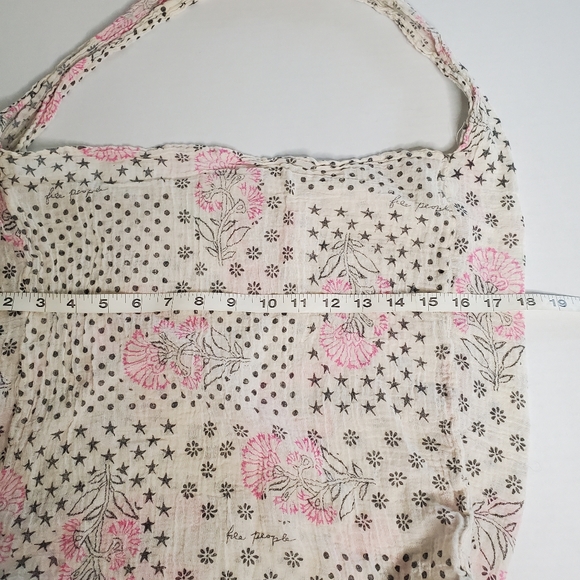 Free People Reusable Bag - Picture 5 of 5